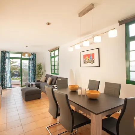 Papagayo Lanzarote Villa *