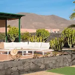 Papagayo Lanzarote * פלאיה בלנקה