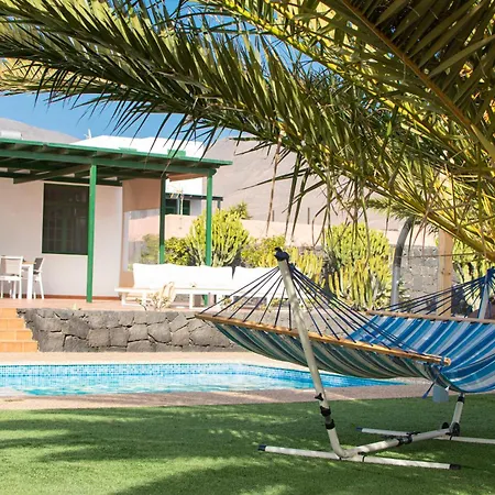 Papagayo Lanzarote بلايا بلانكا
