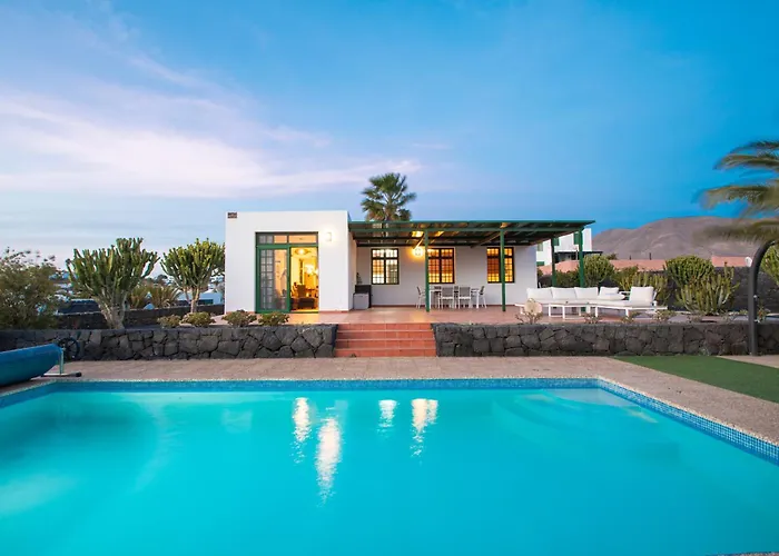 Papagayo Lanzarote * פלאיה בלנקה